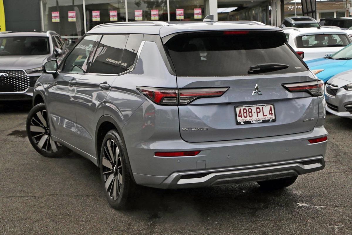 2025 Mitsubishi Outlander Exceed ZM