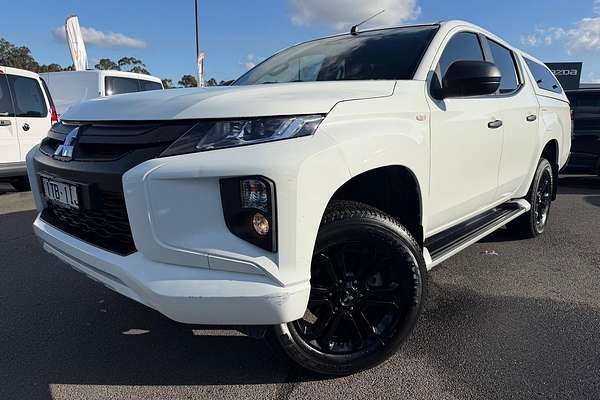 2022 Mitsubishi Triton GLX-R MR 4X4