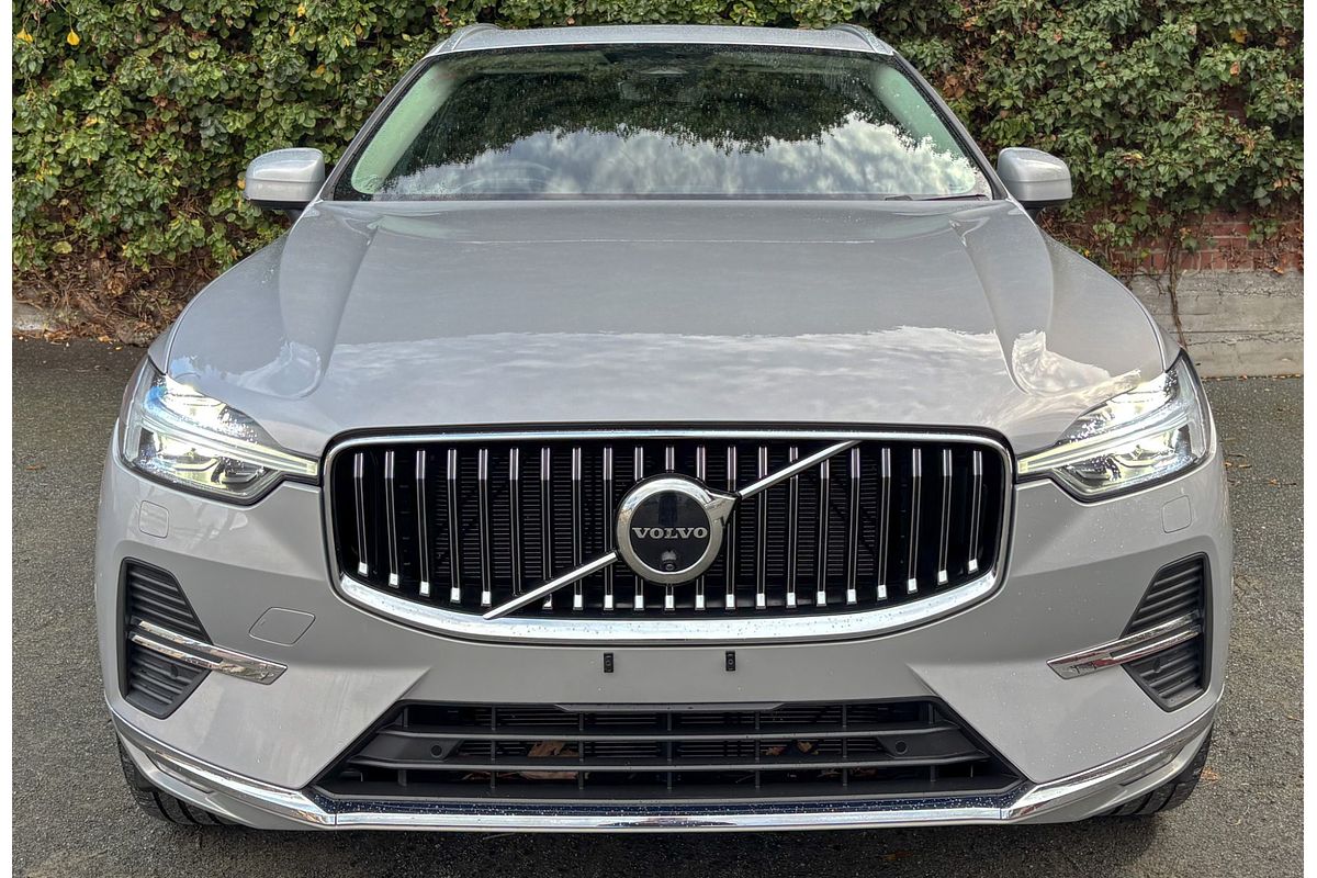 2023 Volvo XC60 Ultimate B5 Bright