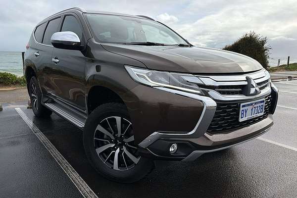 2017 Mitsubishi Pajero Sport GLS QE
