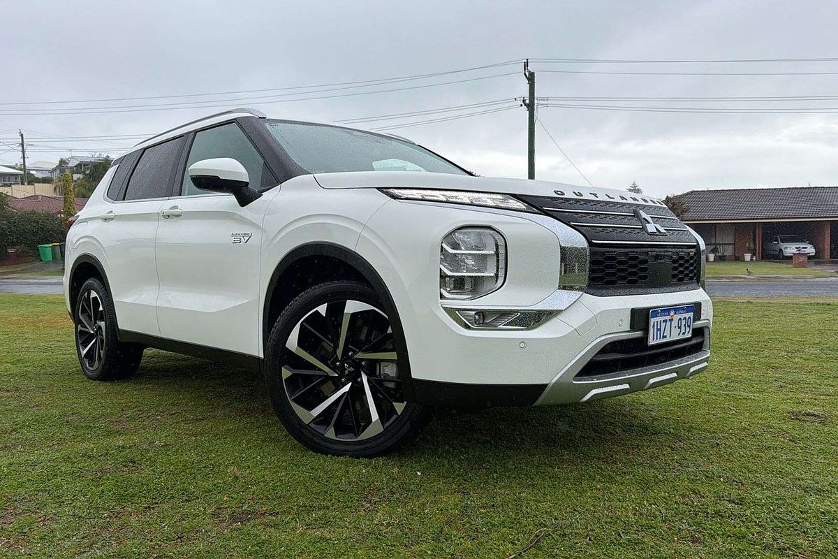 2023 Mitsubishi Outlander PHEV Aspire ZM