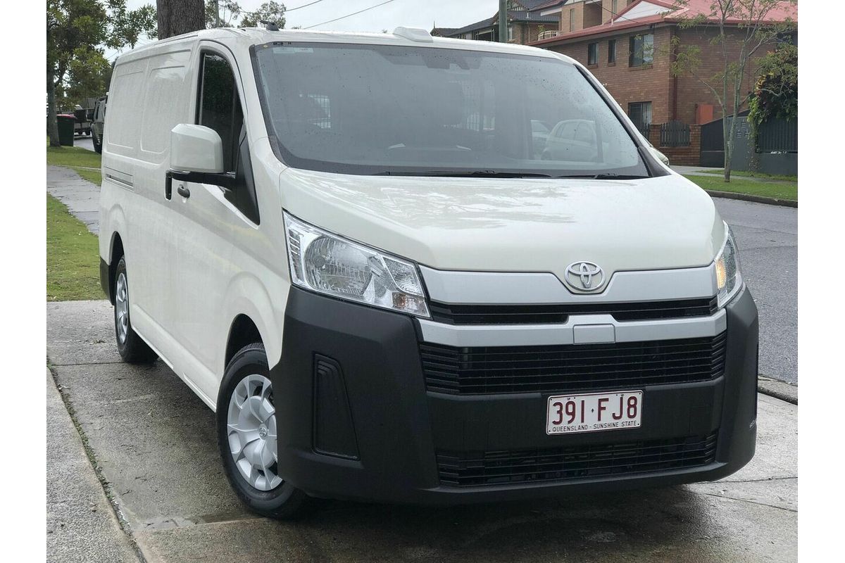 2022 Toyota Hiace GDH300R LWB