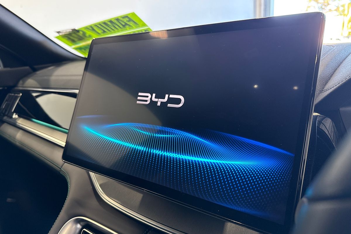 2025 BYD SEALION 6 Premium