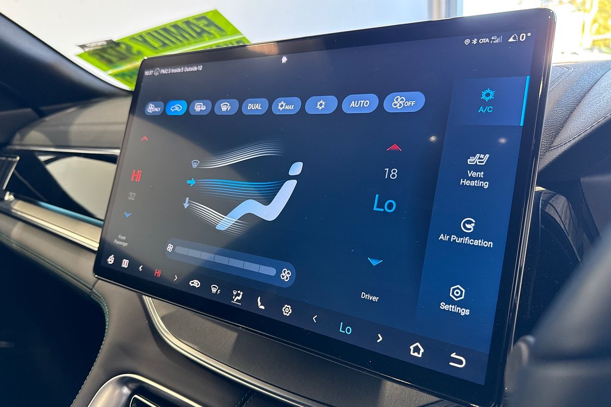 2025 BYD SEALION 6 Premium