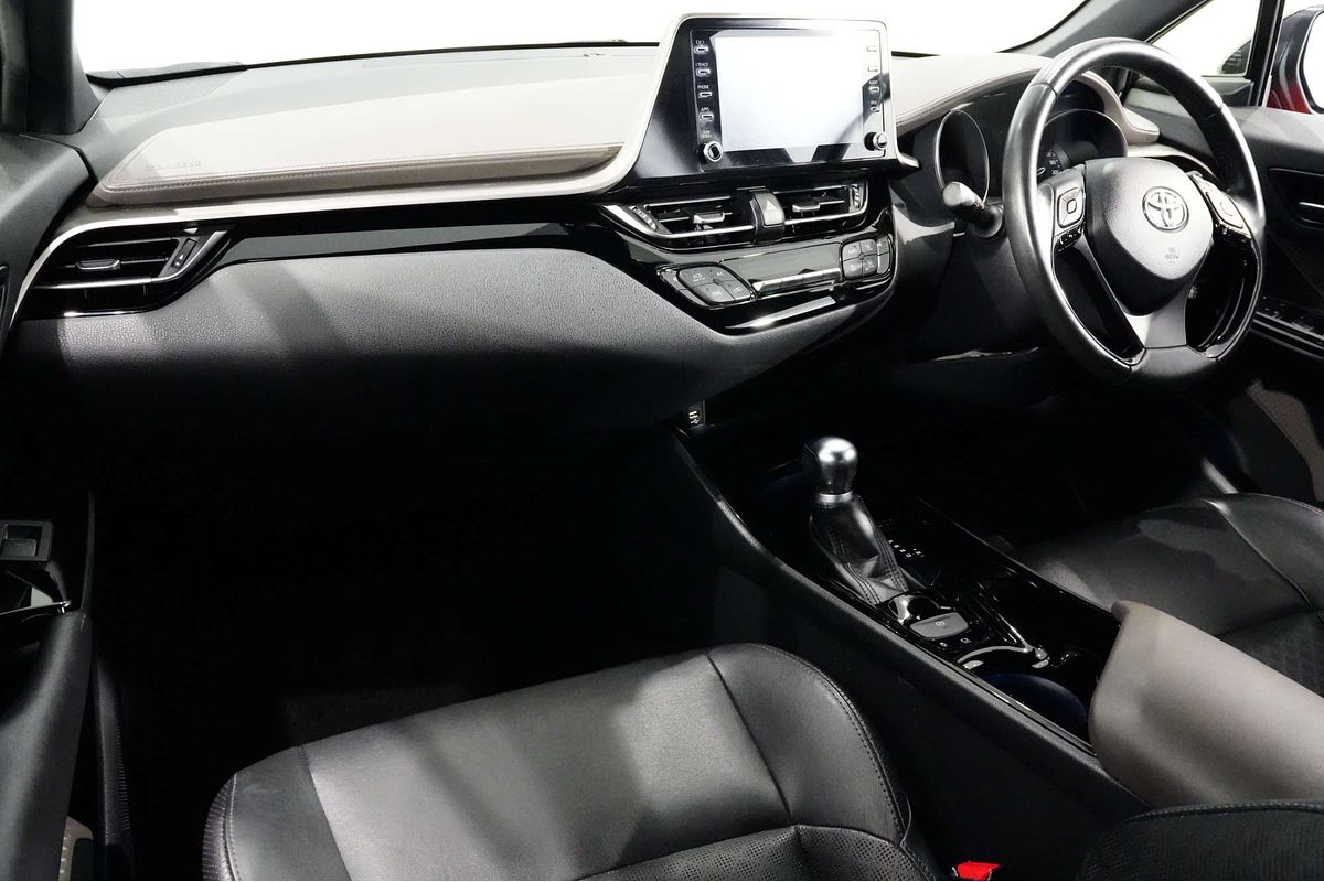 2019 Toyota C-HR NGX50R