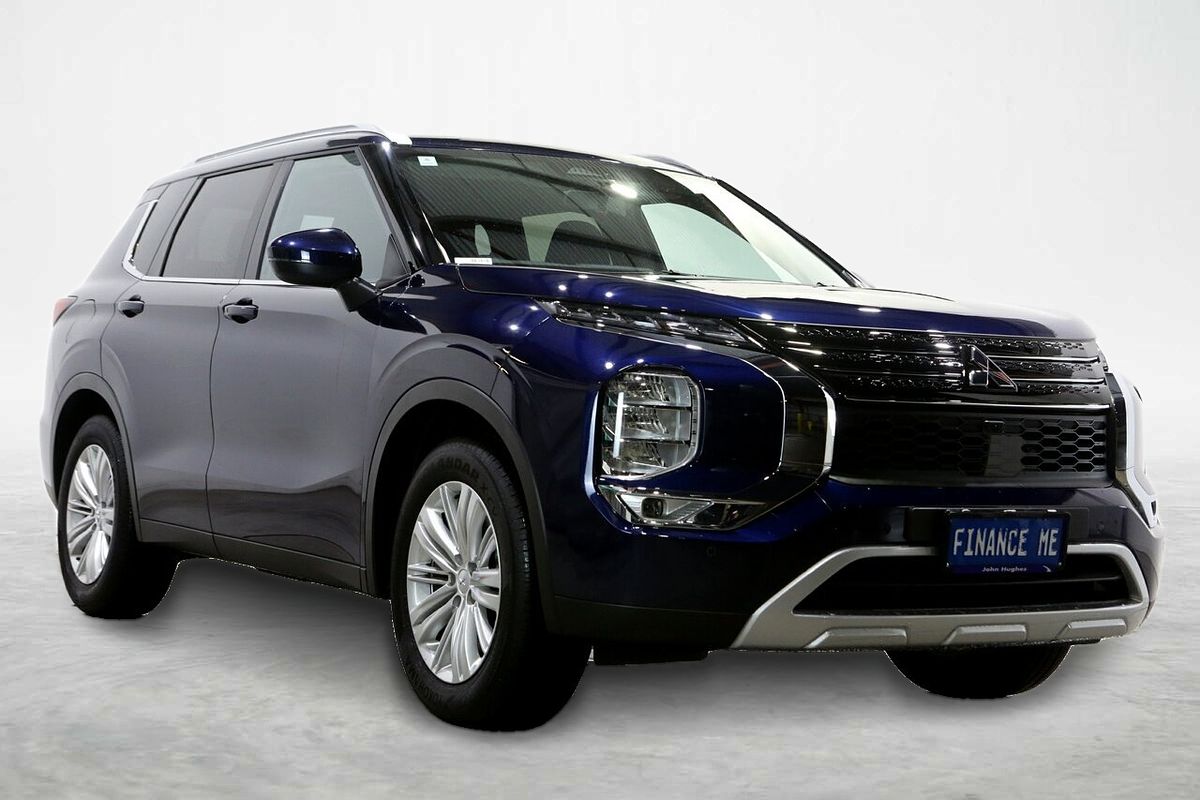 2023 Mitsubishi Outlander LS ZM