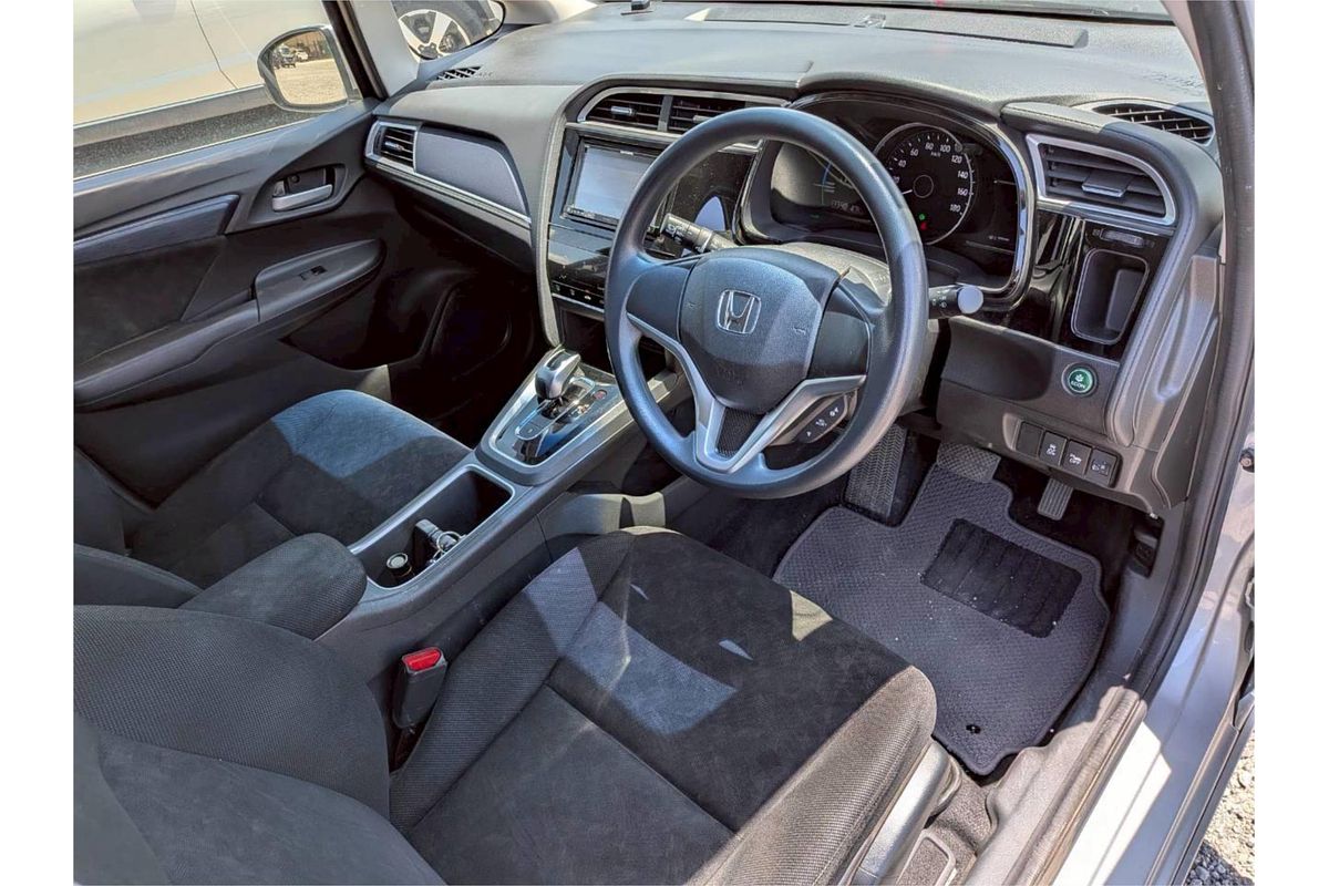2018 Honda Shuttle Hybrid
