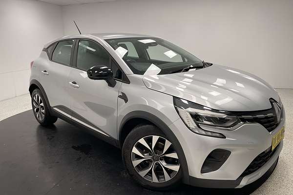 2024 Renault Captur Intens XJB