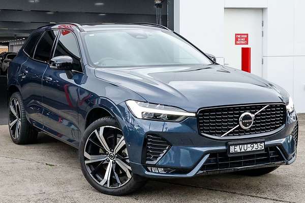 2022 Volvo XC60 Ultimate B6 Dark