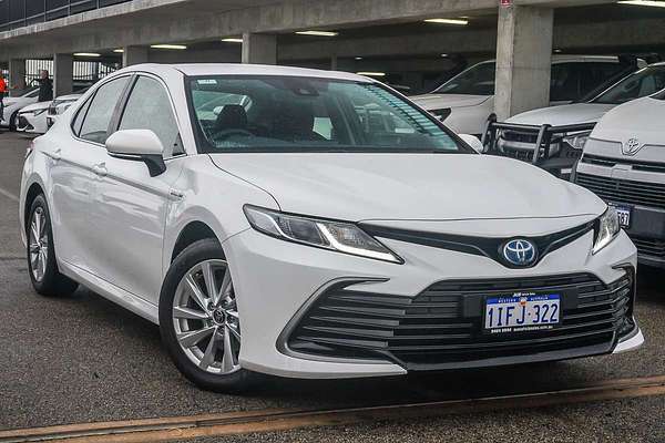 2024 Toyota Camry Ascent AXVH70R