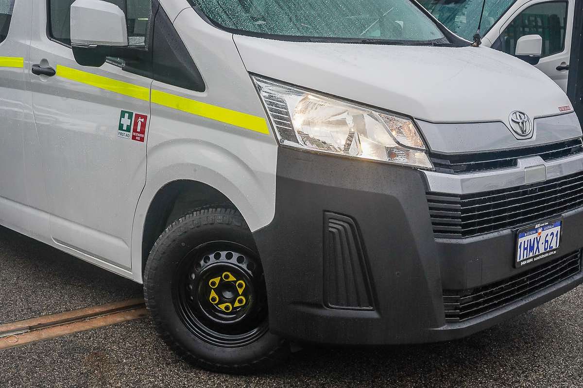 2021 Toyota Hiace Commuter GDH322R ELWB High Roof
