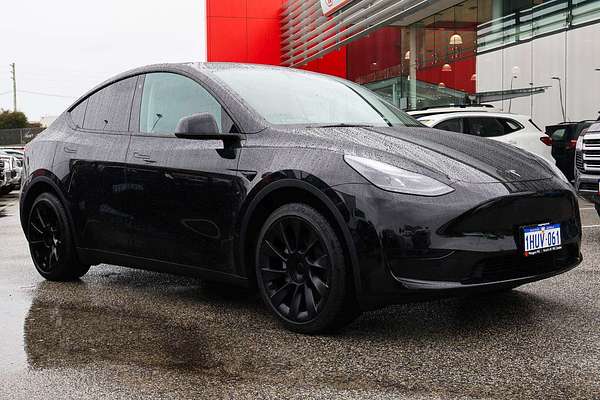 2023 Tesla Model Y Rear-Wheel Drive