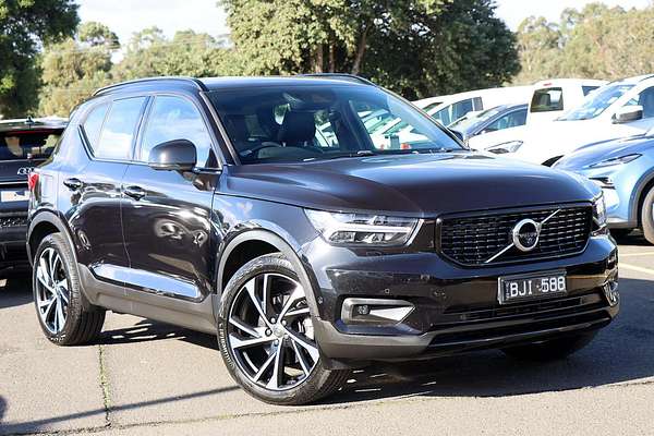 2020 Volvo XC40 T5 R-Design