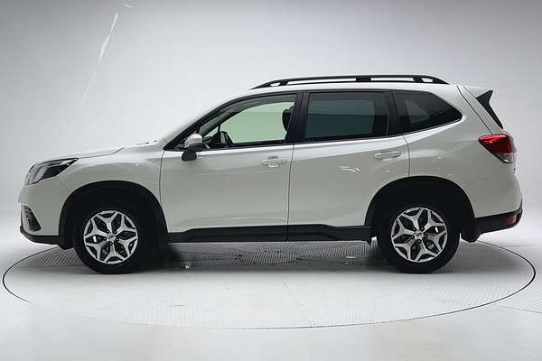 2022 Subaru Forester 2.5i S5 thumb-4