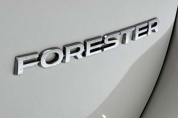 2022 Subaru Forester 2.5i S5 thumb-21