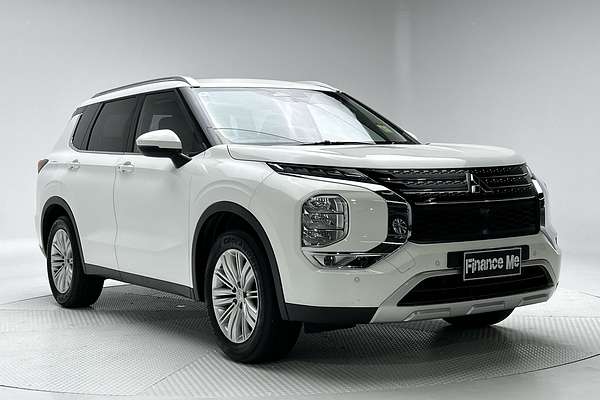 2024 Mitsubishi Outlander LS ZM