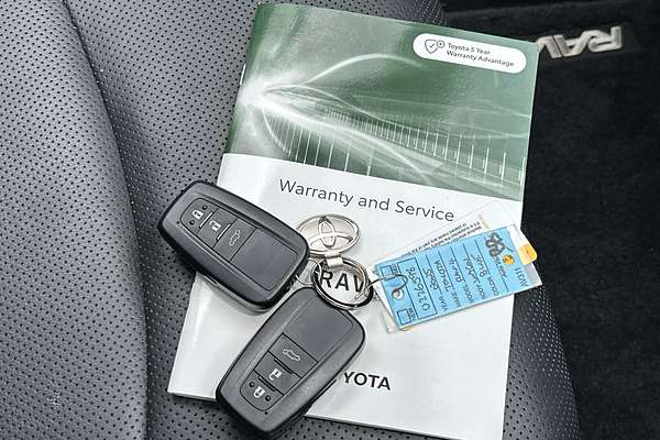 2025 Toyota RAV4 Cruiser AXAH54R thumb-22