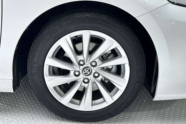 2024 Toyota Camry Ascent AXVA70R thumb-9