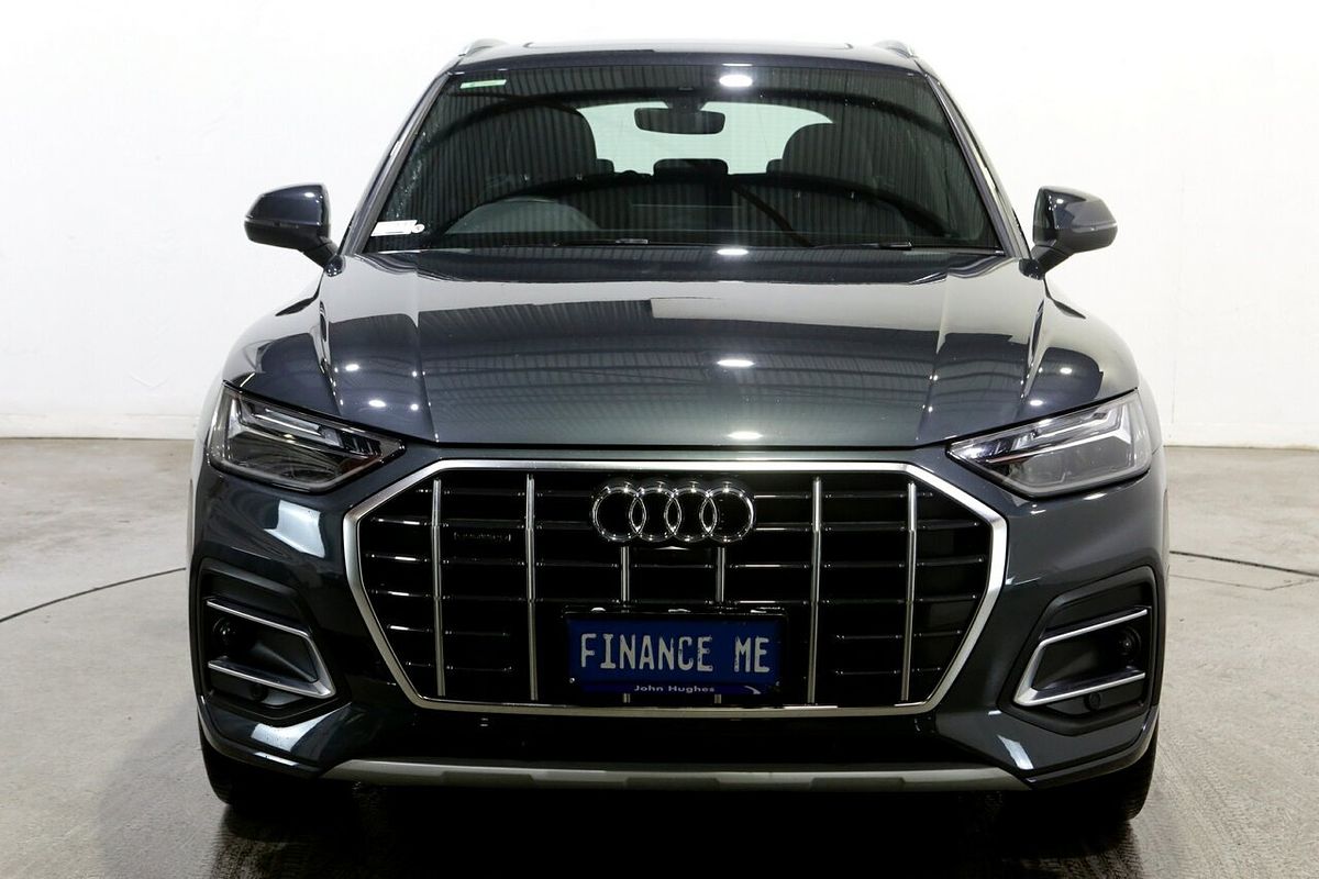 2025 Audi Q5 40 TDI Sport FY