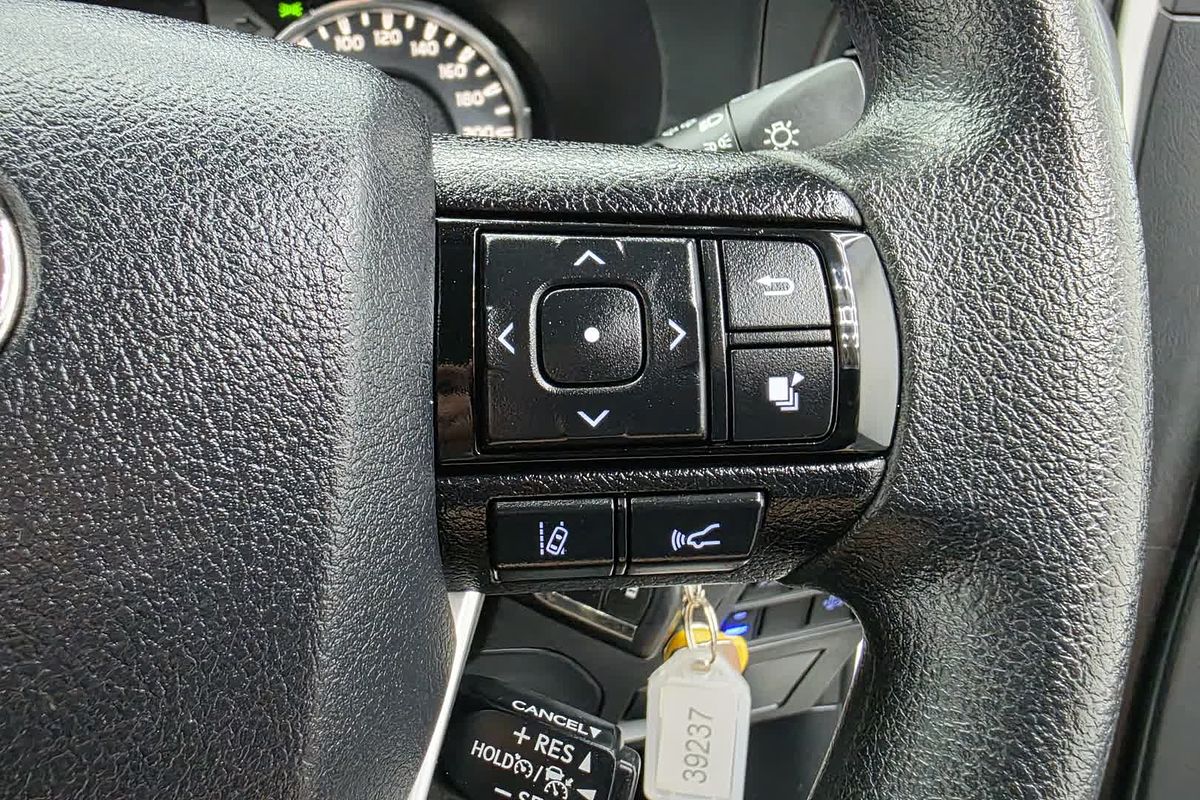 2022 Toyota Hilux SR GUN126R 4X4