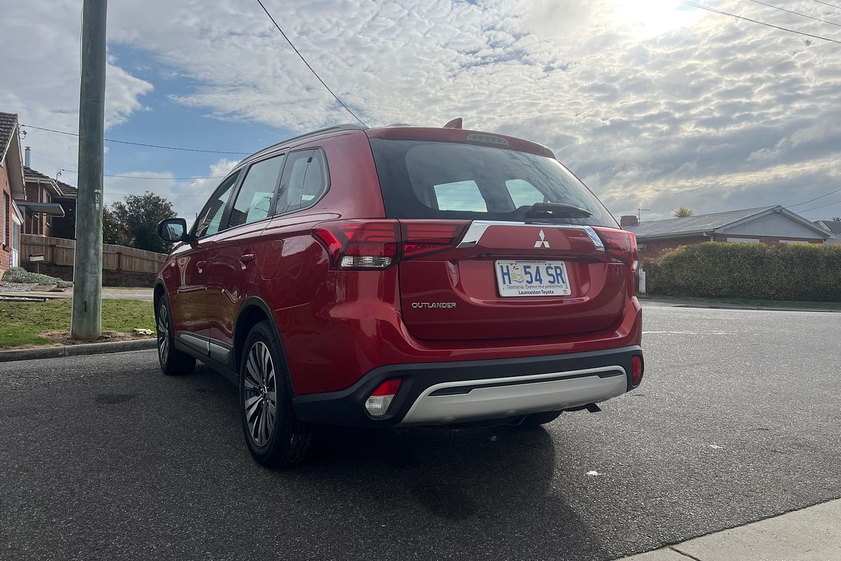 2018 Mitsubishi Outlander ES ZL