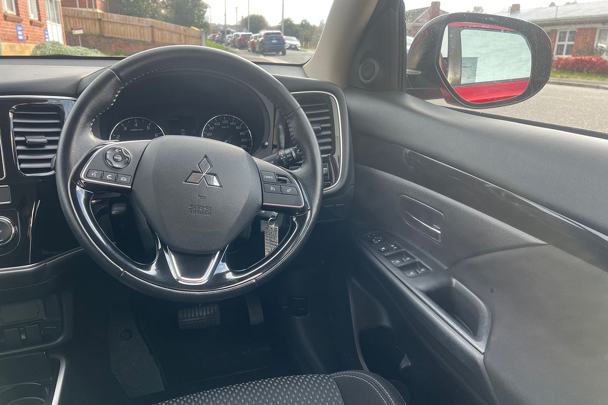 2018 Mitsubishi Outlander ES ZL