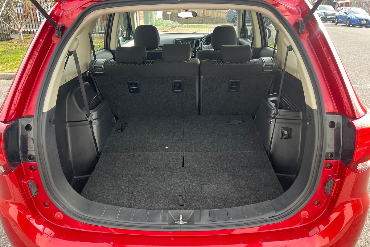 2018 Mitsubishi Outlander ES ZL