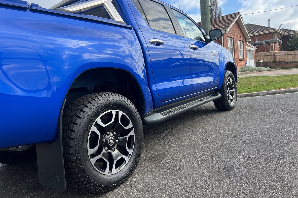 4x4 SR5 2.8L T Diesel Automatic Double Cab