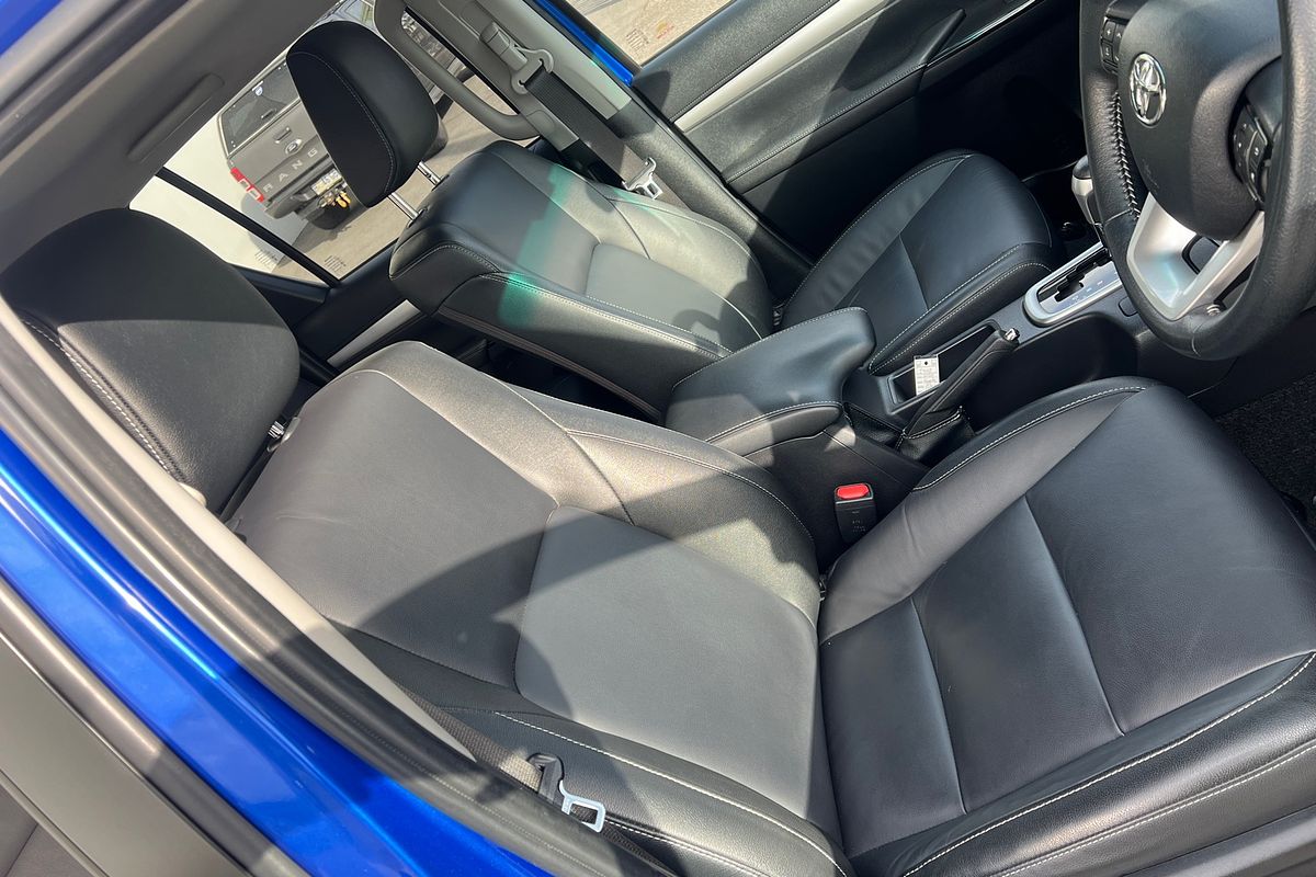 2020 Toyota Hilux SR5 GUN126R 4X4