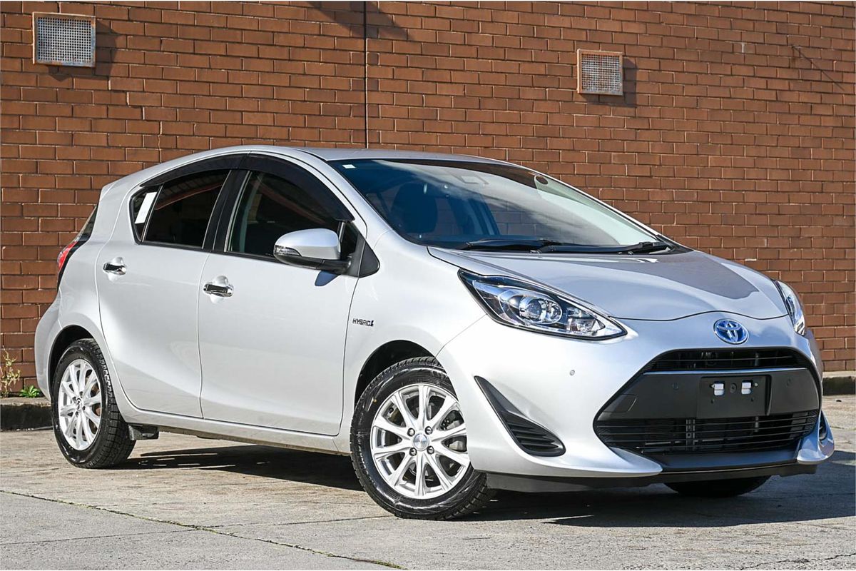2019 Toyota Aqua S SYLE BLACK NHP10