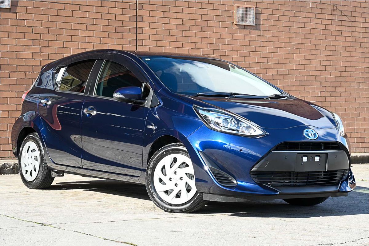 2018 Toyota Aqua S SYLE BLACK NHP10