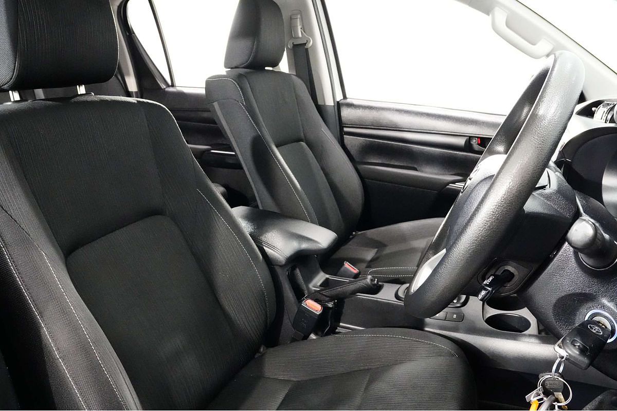 2022 Toyota Hilux SR GUN126R 4X4