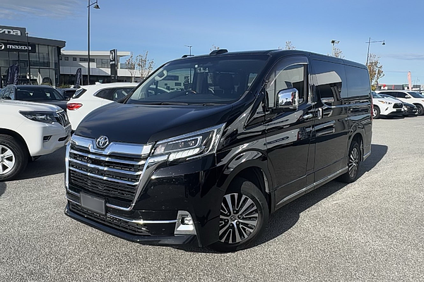 2022 Toyota Granvia VX GDH303R