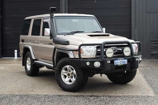 2019 Toyota Landcruiser GXL VDJ76R