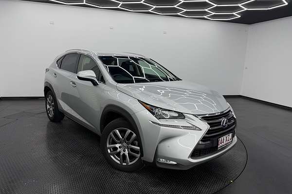 2017 Lexus NX NX300h Luxury AYZ10R