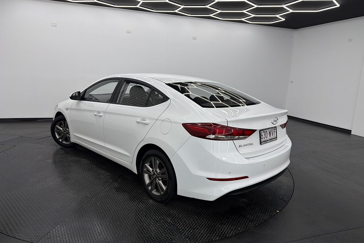 2016 Hyundai Elantra Active AD