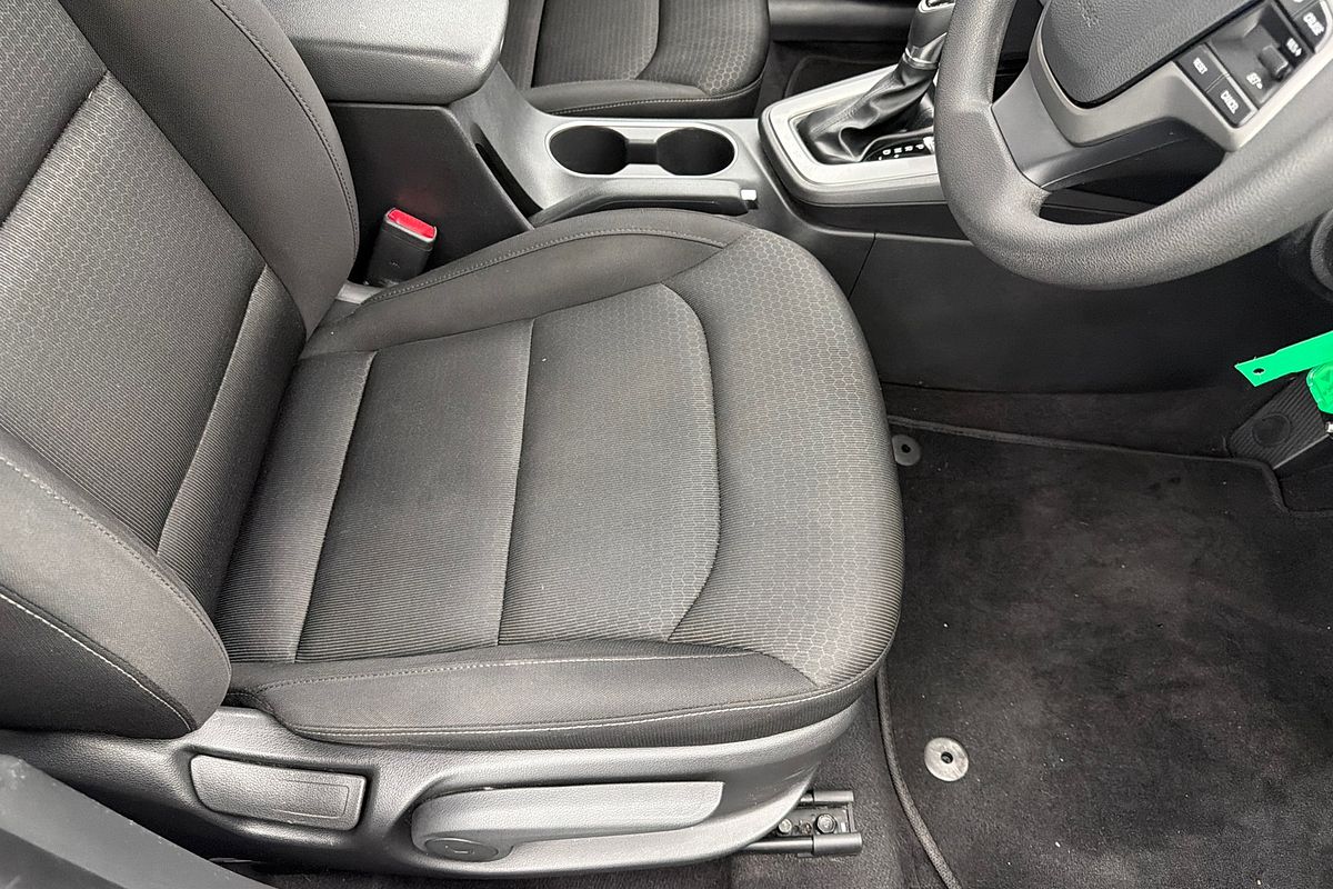 2016 Hyundai Elantra Active AD