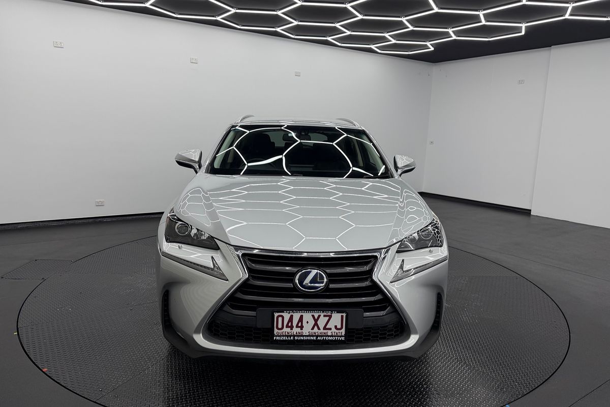 2017 Lexus NX NX300h Luxury AYZ10R