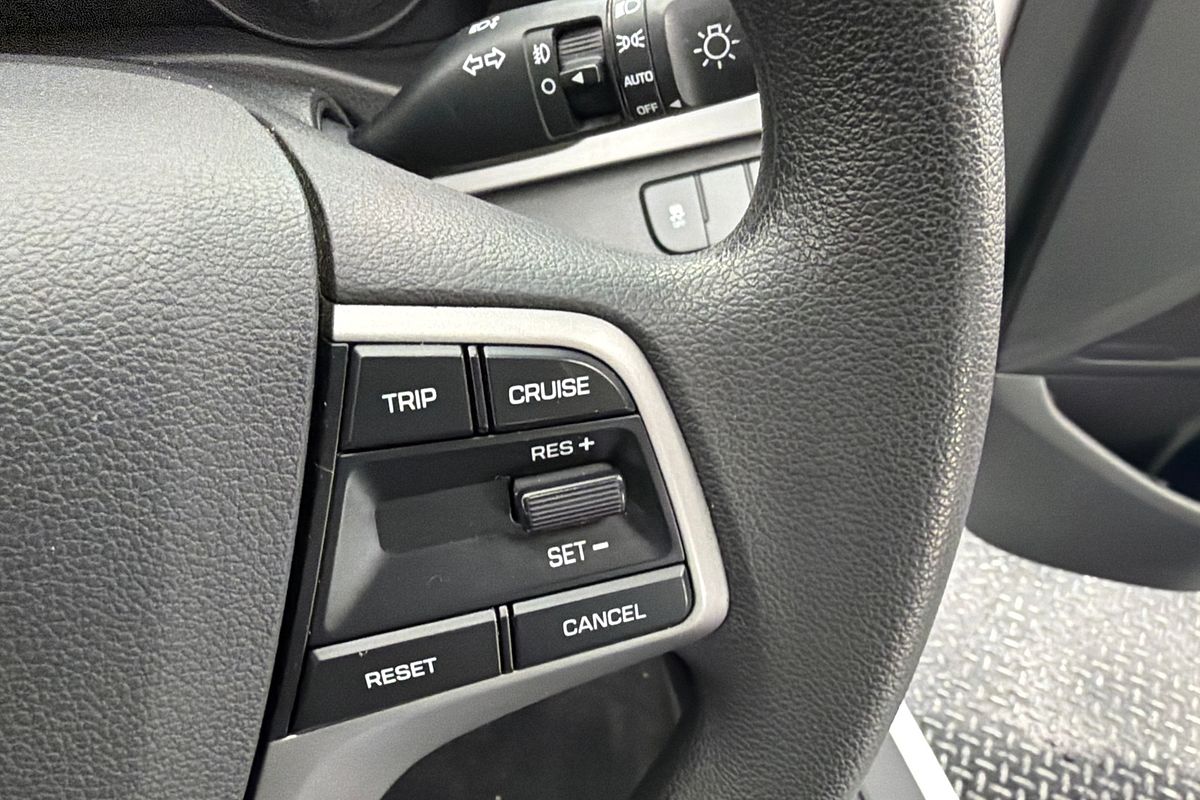 2016 Hyundai Elantra Active AD