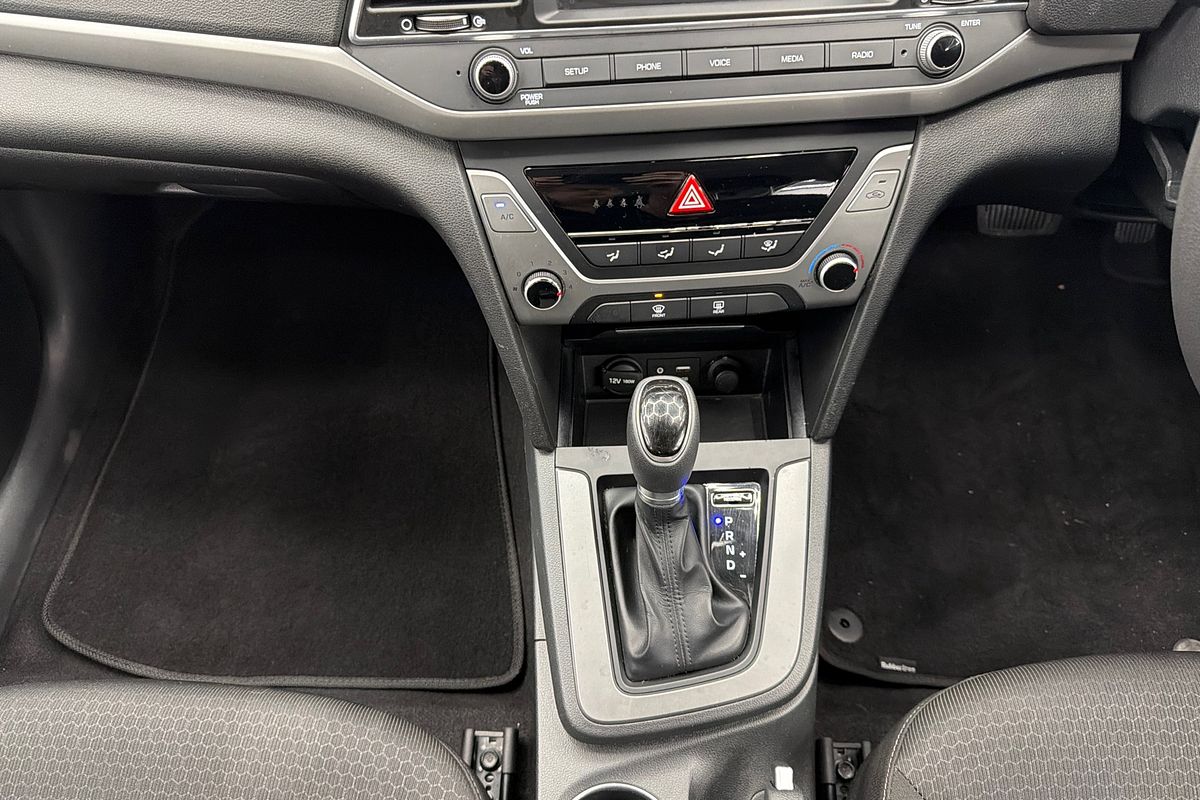 2016 Hyundai Elantra Active AD