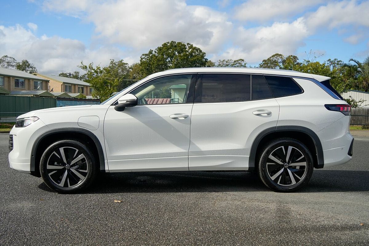 2026 Volkswagen Tayron 150TSI eHybrid Elegance R4