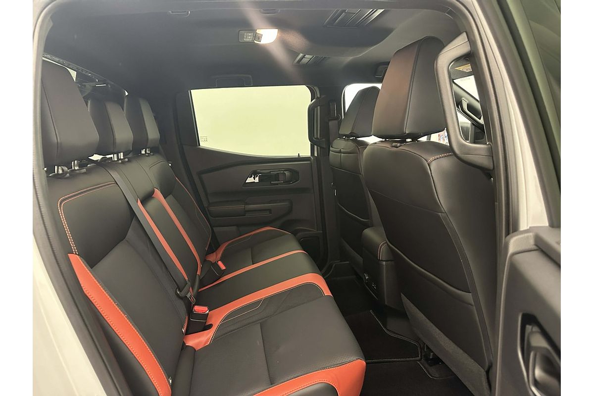 Nissan NAVARA 4X4 2.4 DSL AUTO DC P4X