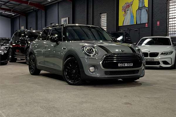 2019 MINI Hatch Cooper F55 LCI