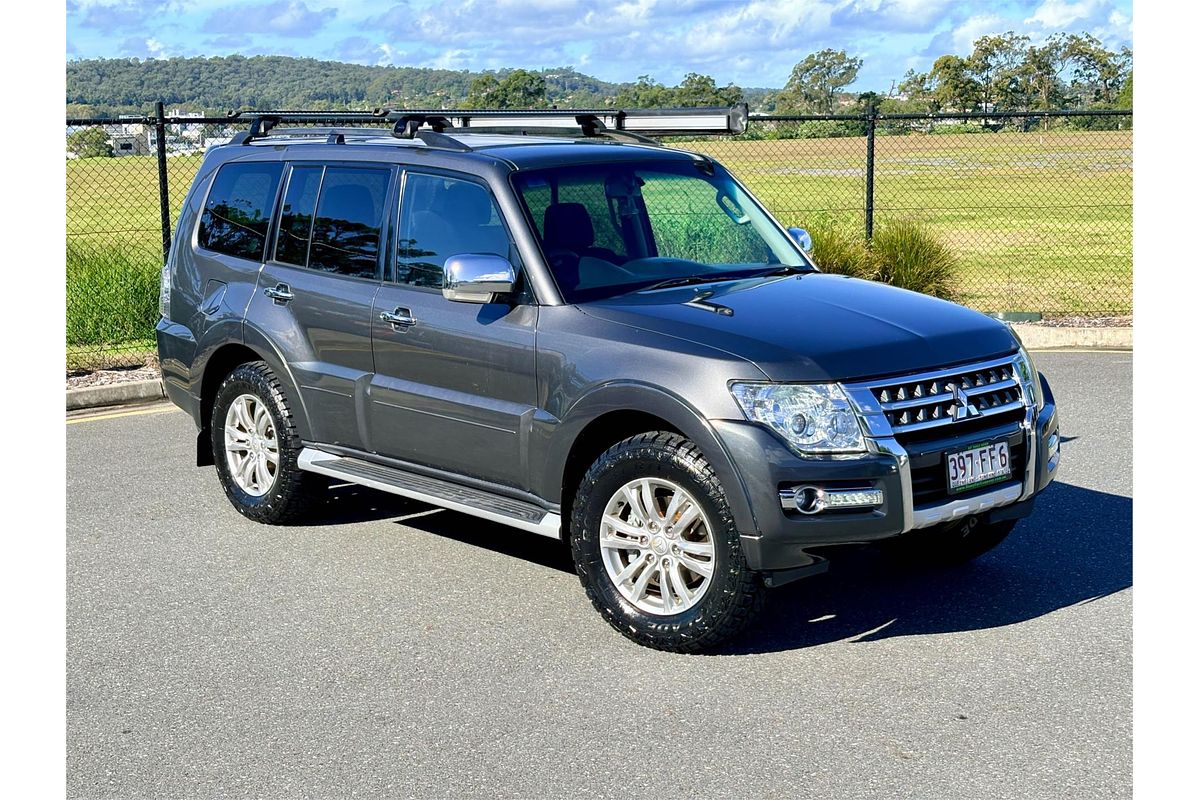 2015 Mitsubishi Pajero GLX NX