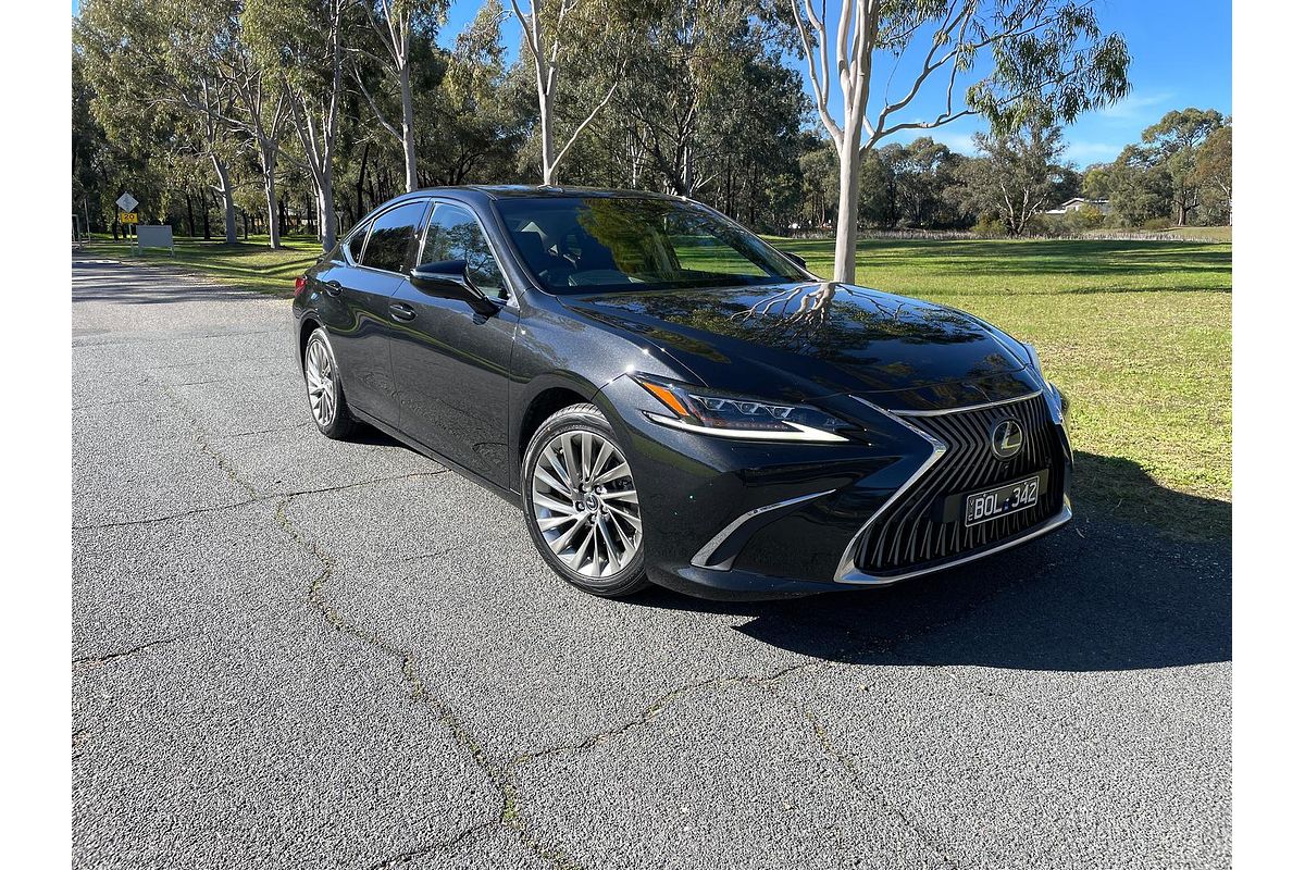 2021 Lexus ES ES300h Sports Luxury AXZH10R