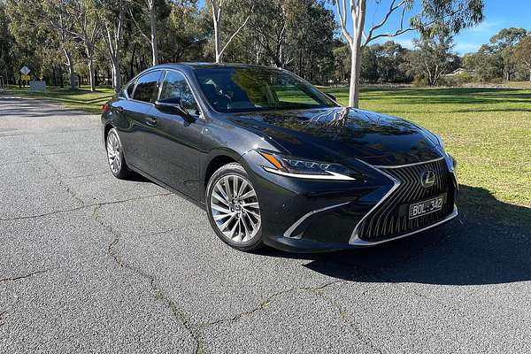 2021 Lexus ES ES300h Sports Luxury AXZH10R