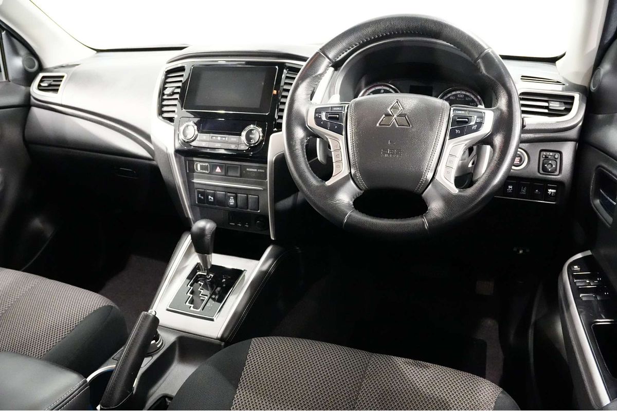 2021 Mitsubishi Triton GLS MR 4X4