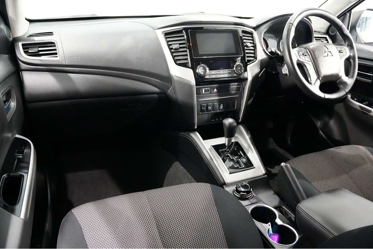 2021 Mitsubishi Triton GLS MR 4X4