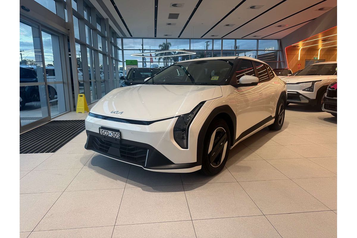 2025 Kia EV4 Air Standard Range CT