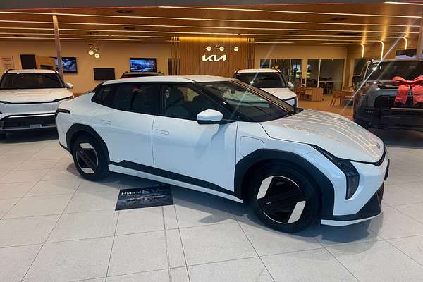 2025 Kia EV4 Air Standard Range CT
